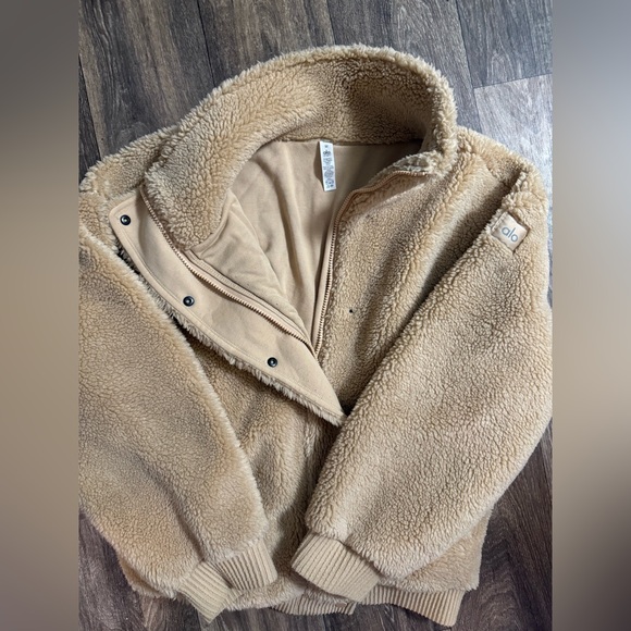 ALO Tan Teddy Bear Sherpa Jacket - Picture 2 of 3
